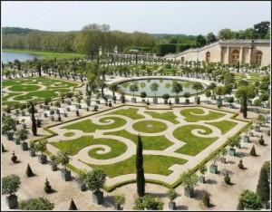 Garten der Orangerie im Schlosspark Versailles